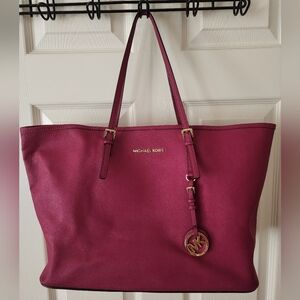 Michael Kors Large Jet Set Tote
